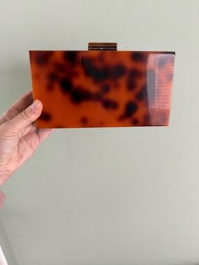 Tuckernuck Tortoiseshell Acrylic Box Clutch
